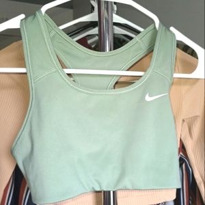 Xtra-small Nike sports bra